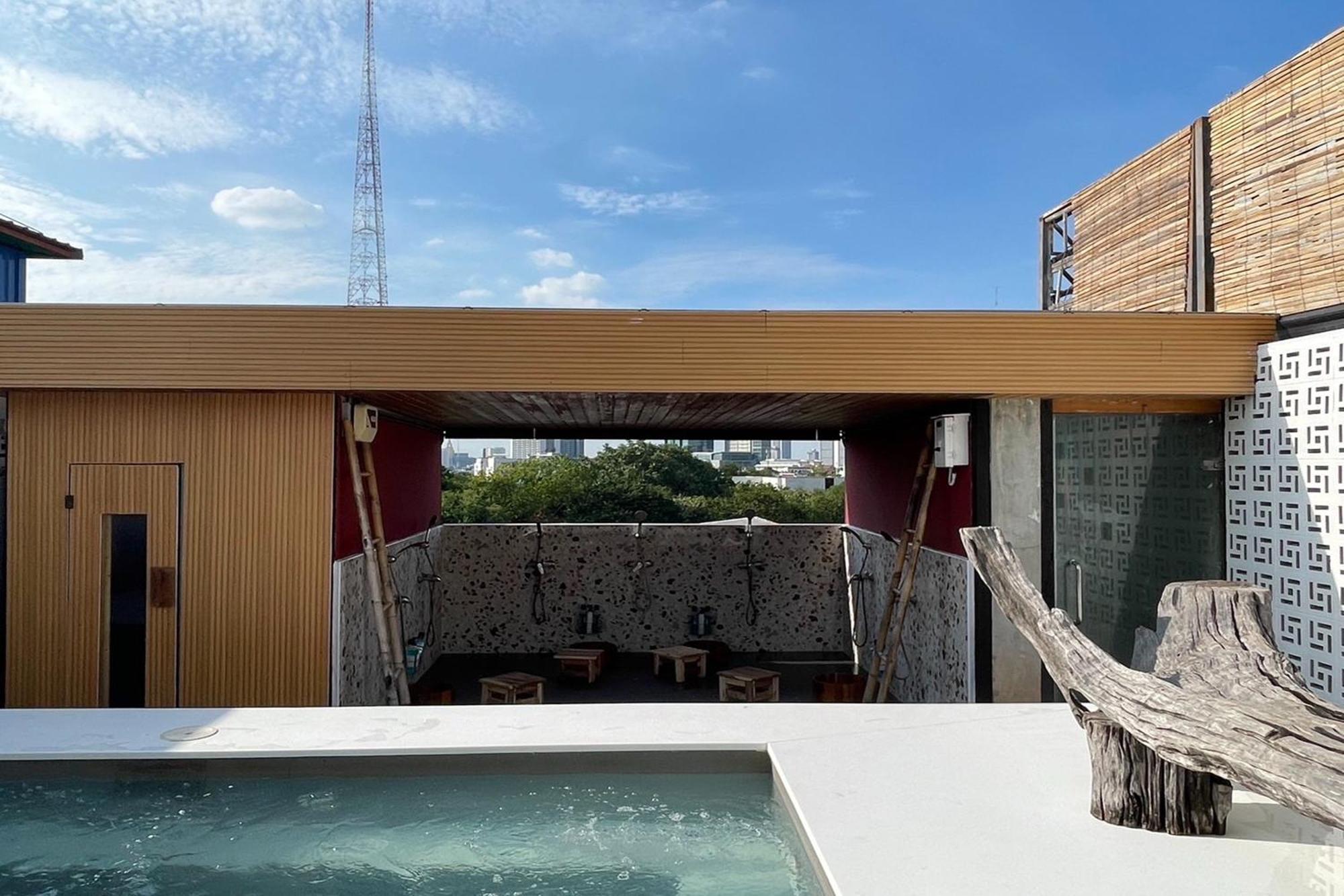 Blu Cabin Ari Stylish Gay Poshtel Бангкок Экстерьер фото