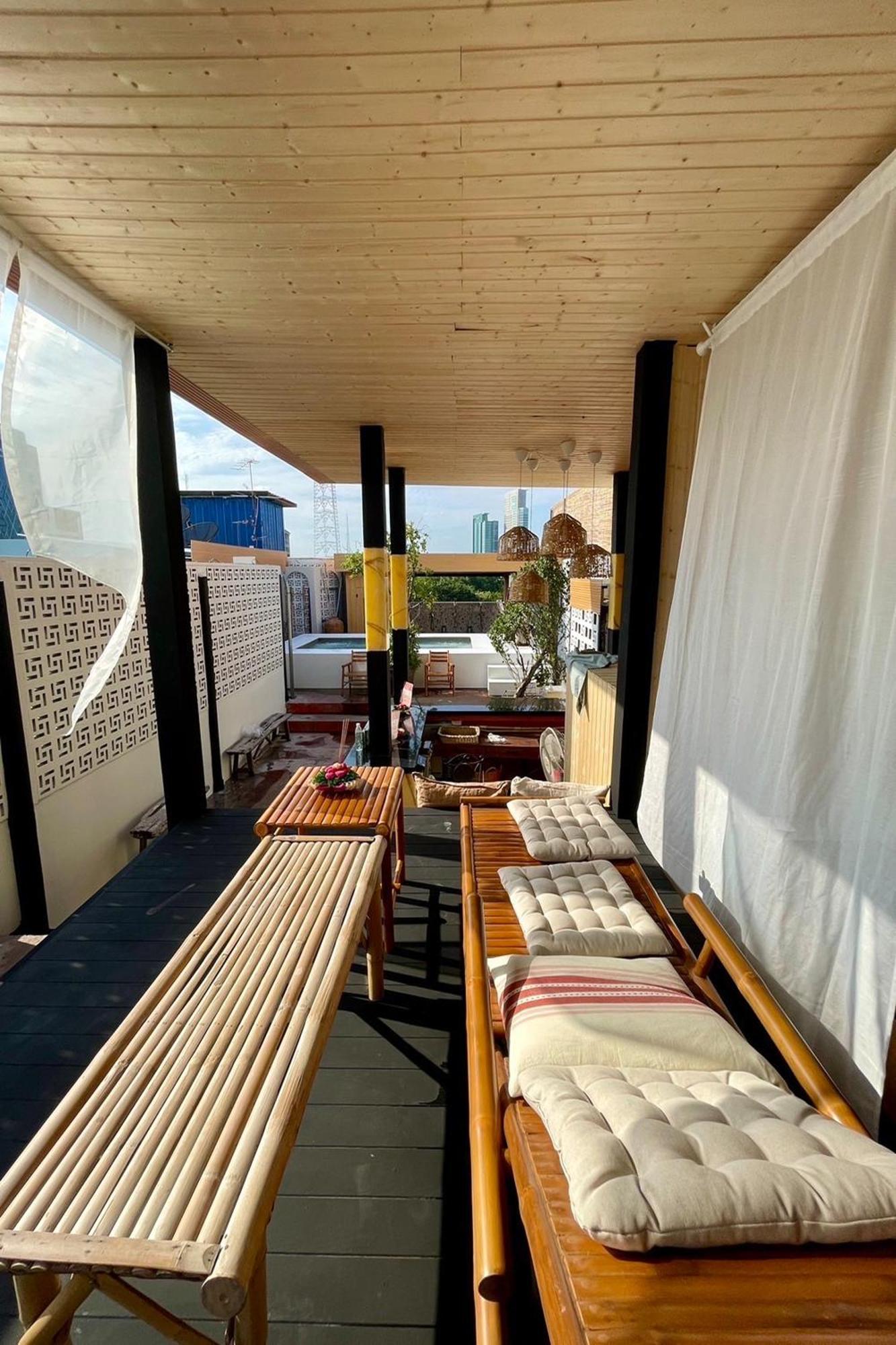 Blu Cabin Ari Stylish Gay Poshtel Бангкок Экстерьер фото